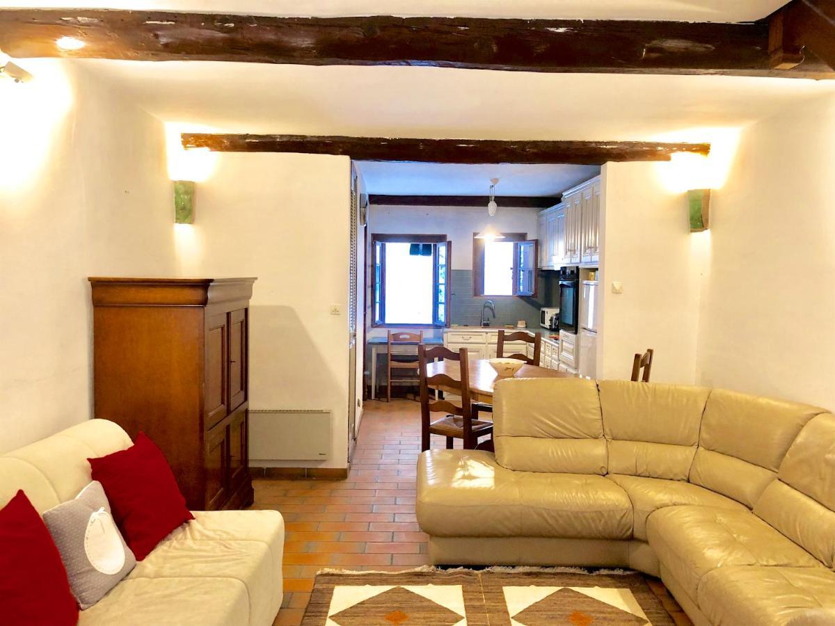 Charmante Maison A Saint Guilhem Le Desert Exterior photo